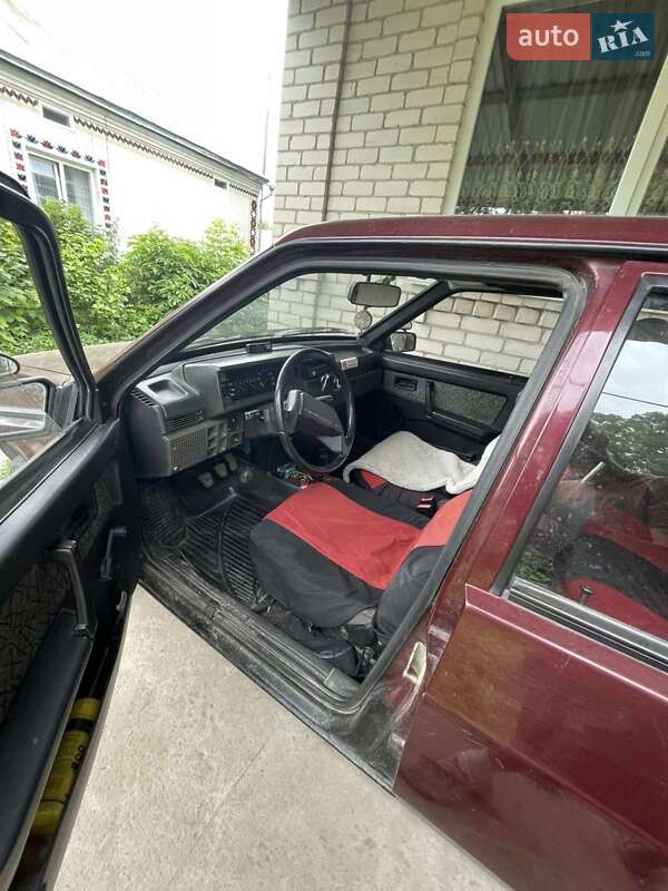 Седан ВАЗ / Lada 21099 2006 в Волочиске