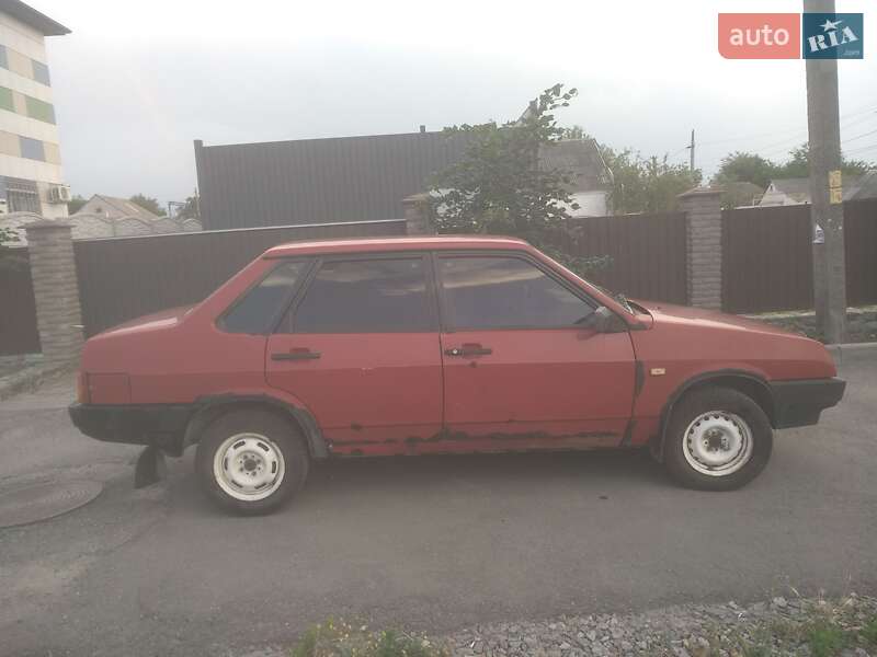 Седан ВАЗ / Lada 21099 1994 в Днепре