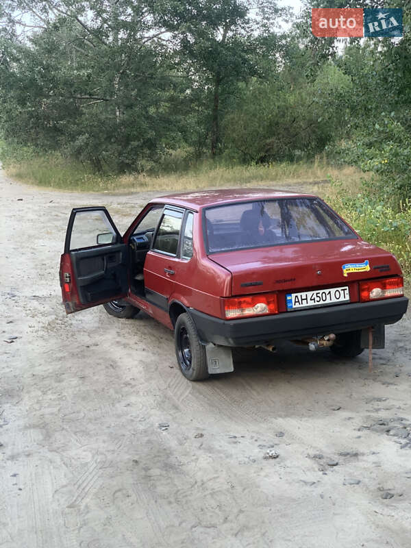 Седан ВАЗ / Lada 21099 1997 в Киеве