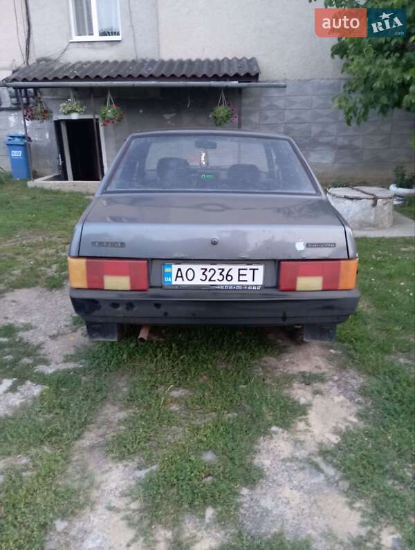 Седан ВАЗ / Lada 21099 2006 в Мукачево