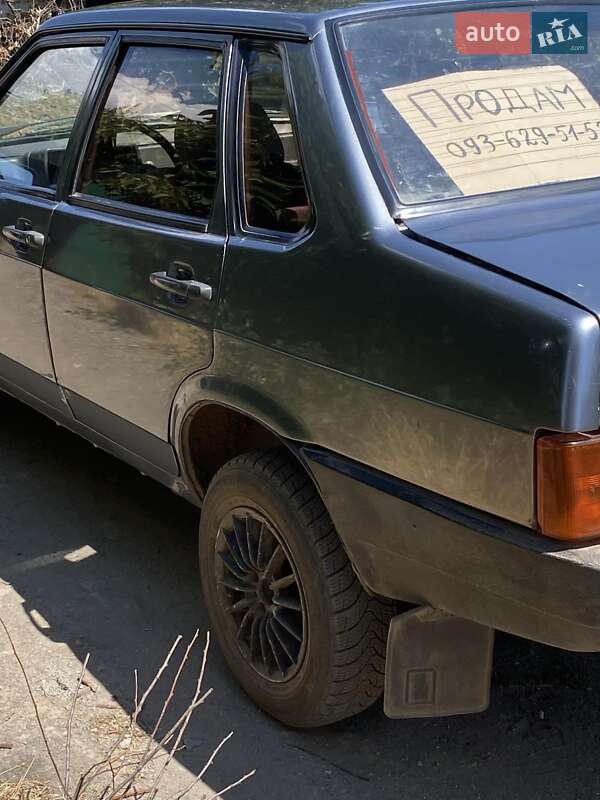 Седан ВАЗ / Lada 21099 1997 в Миколаєві