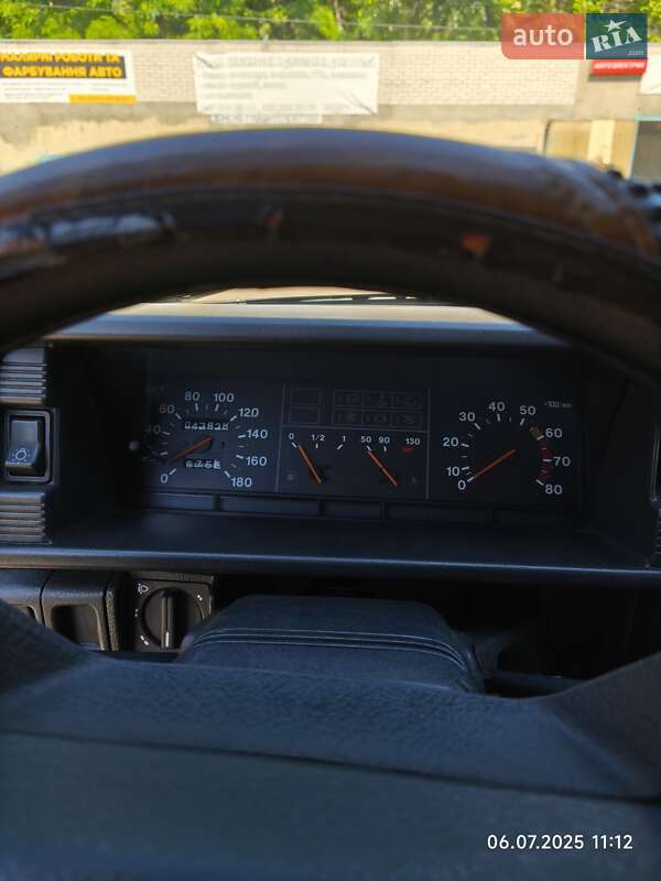 Седан ВАЗ / Lada 21099 2001 в Киеве