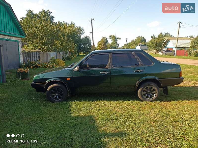 Седан ВАЗ / Lada 21099 2002 в Києві