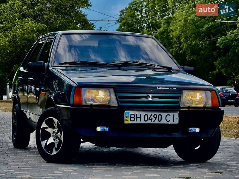 Седан ВАЗ / Lada 21099 1999 в Одессе