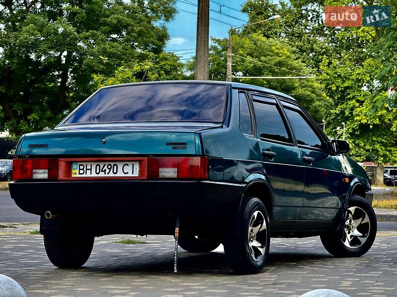 Седан ВАЗ / Lada 21099 1999 в Одессе