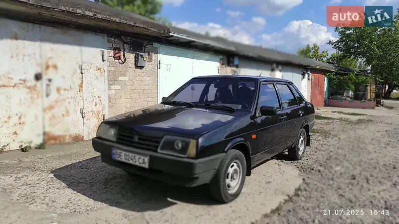 ВАЗ / Lada 21099