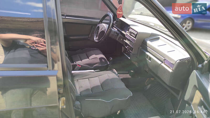 Седан ВАЗ / Lada 21099 2007 в Южноукраинске