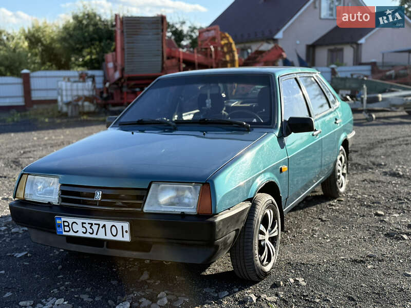 Седан ВАЗ / Lada 21099 1999 в Радехові