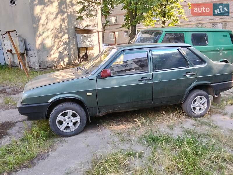 Седан ВАЗ / Lada 21099 2005 в Сумах