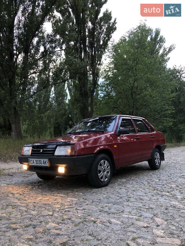 ВАЗ / Lada 21099 2004