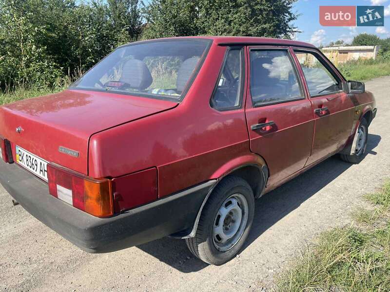 Седан ВАЗ / Lada 21099 2007 в Сарнах