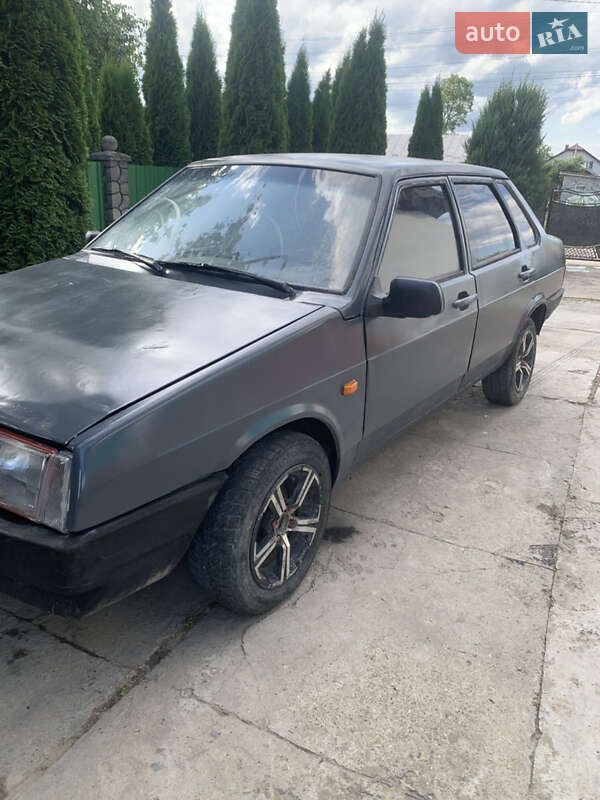ВАЗ / Lada 21099 2000