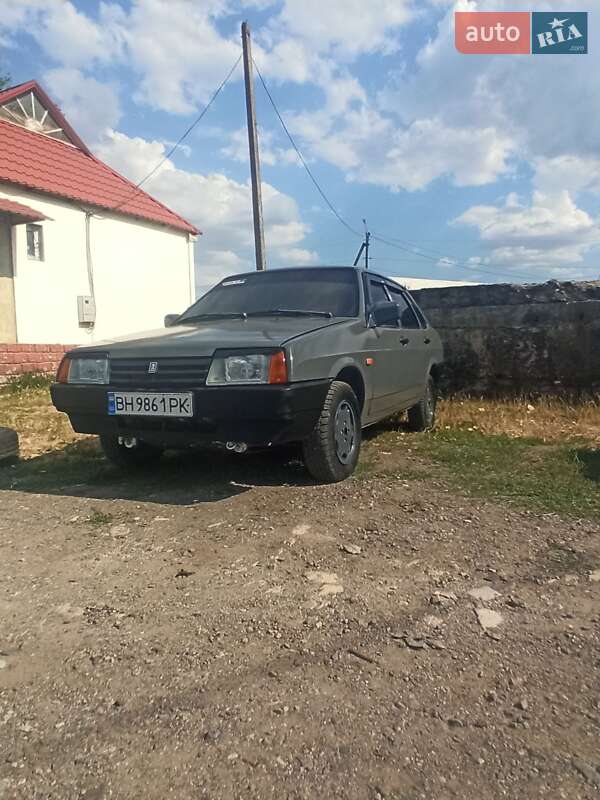 Седан ВАЗ / Lada 21099 1992 в Червонознаменке