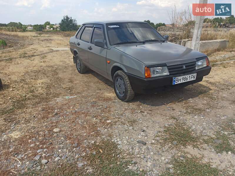 Седан ВАЗ / Lada 21099 1992 в Червонознаменке