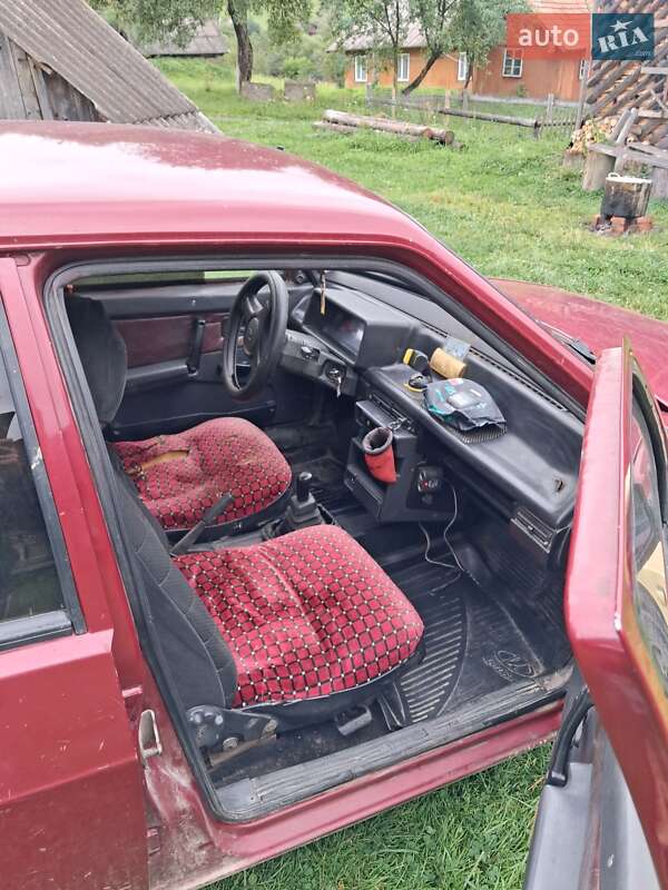 Седан ВАЗ / Lada 21099 1992 в Сколе