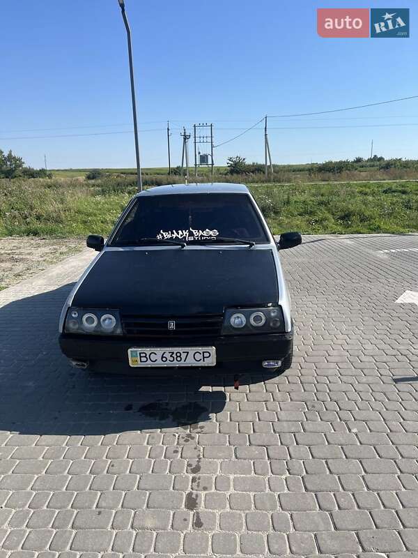 Седан ВАЗ / Lada 21099 1995 в Львове