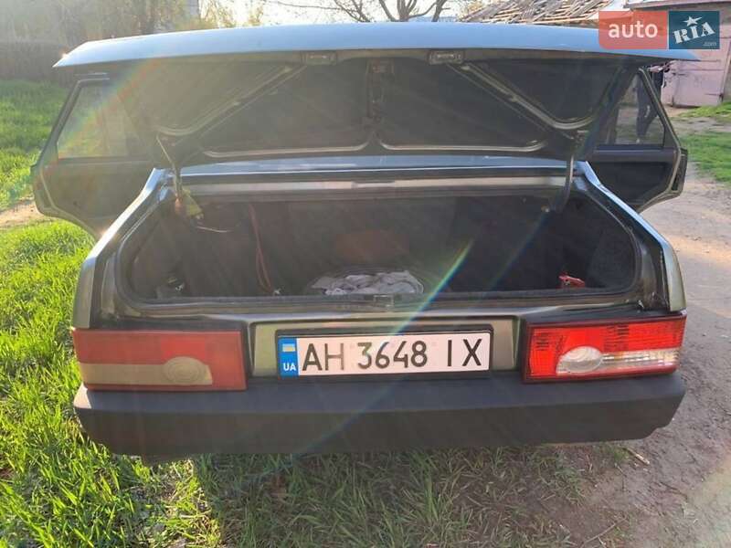 Седан ВАЗ / Lada 21099 2002 в Краматорську