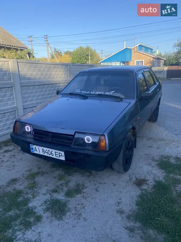 ВАЗ / Lada 21099