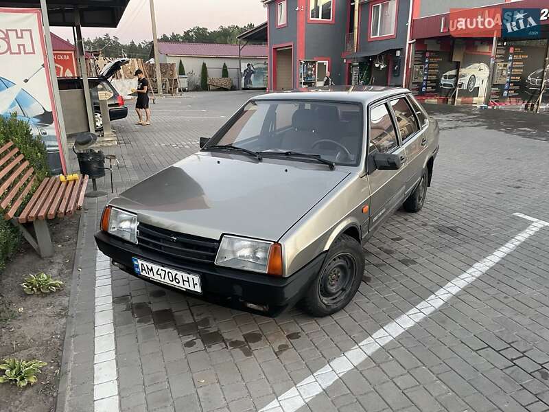 ВАЗ / Lada 21099 2001