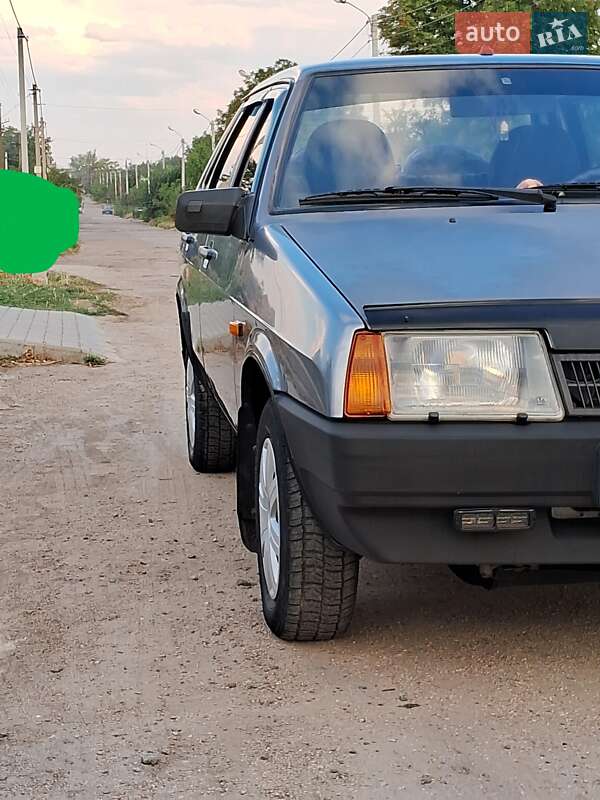 Седан ВАЗ / Lada 21099 2006 в Николаеве