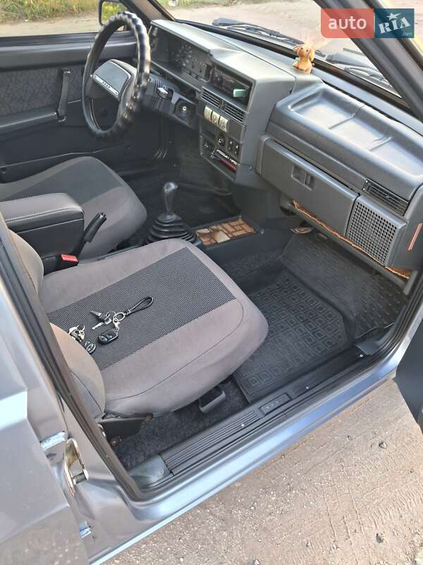 Седан ВАЗ / Lada 21099 2006 в Николаеве