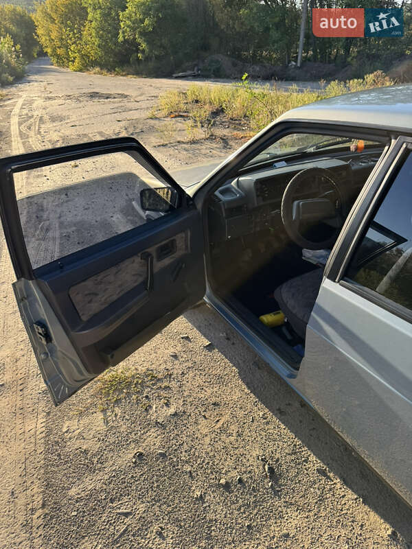 Седан ВАЗ / Lada 21099 2003 в Полтаве