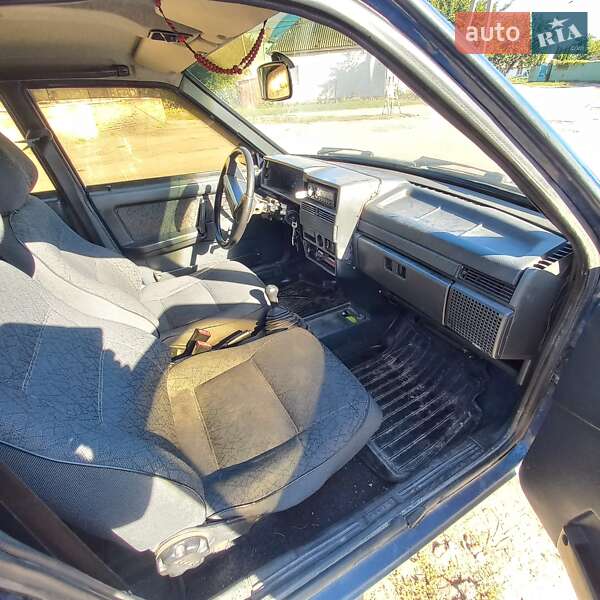 Седан ВАЗ / Lada 21099 2005 в Сумах