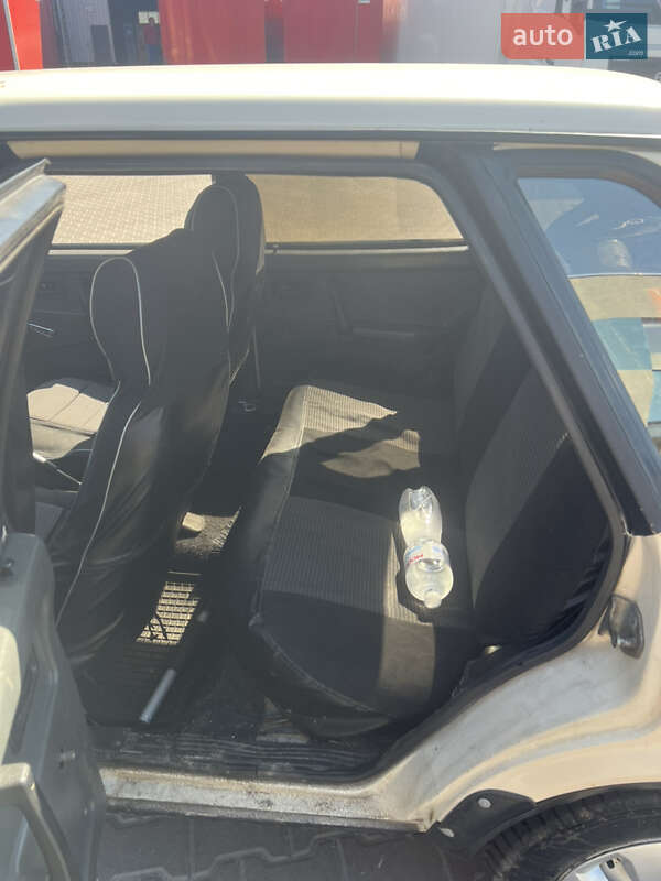 Седан ВАЗ / Lada 21099 1995 в Ровно