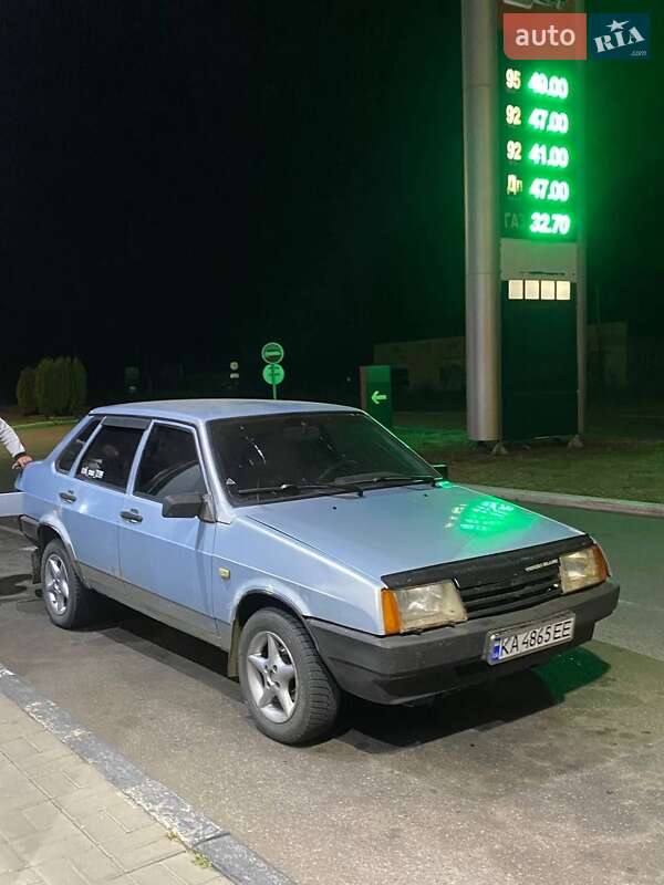 Седан ВАЗ / Lada 21099 2004 в Нежине
