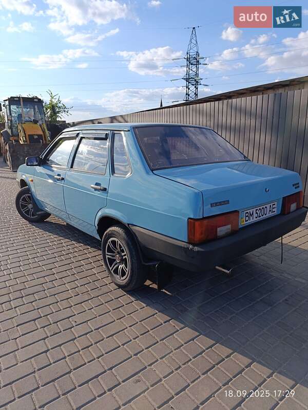 Седан ВАЗ / Lada 21099 2000 в Корсунцях