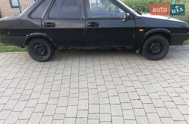 Седан ВАЗ / Lada 21099 2006 в Львове