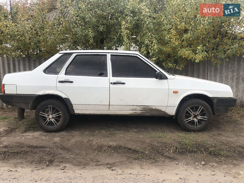 Седан ВАЗ / Lada 21099 1996 в Полтаве