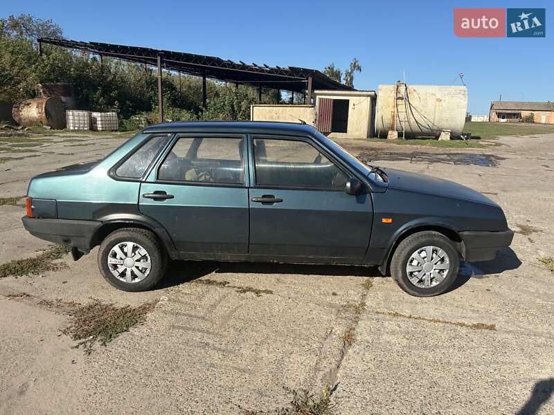 Седан ВАЗ / Lada 21099 2005 в Переяславе
