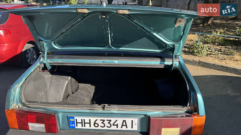 Седан ВАЗ / Lada 21099 1999 в Одессе