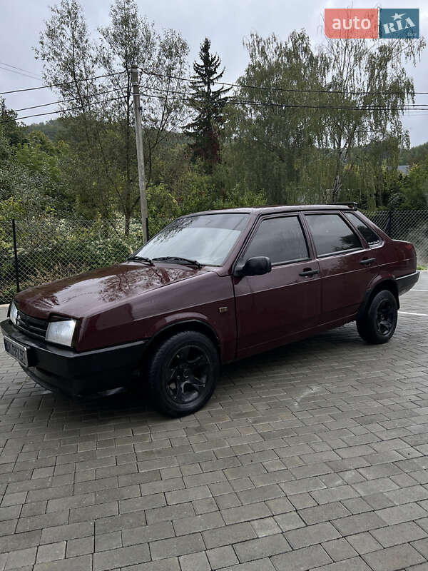 Седан ВАЗ / Lada 21099 2006 в Кременце