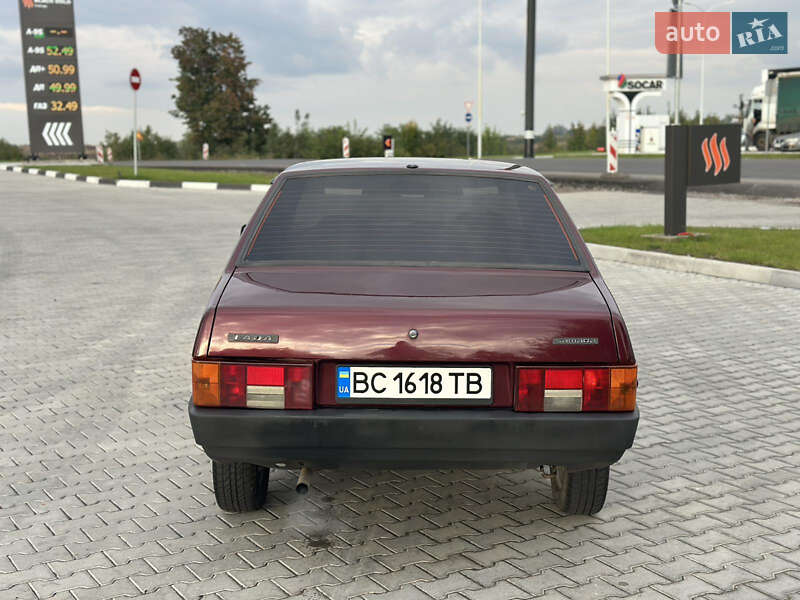 Седан ВАЗ / Lada 21099 2007 в Львові