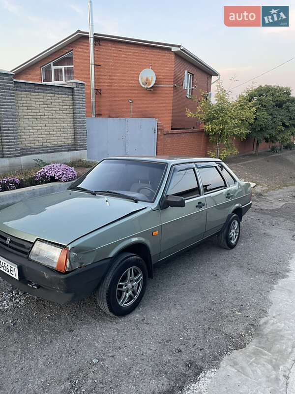 Седан ВАЗ / Lada 21099 2008 в Днепре