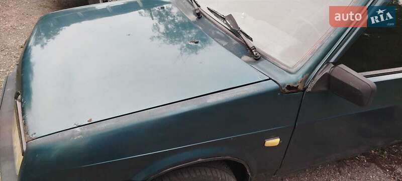 Седан ВАЗ / Lada 21099 1998 в Чугуеве