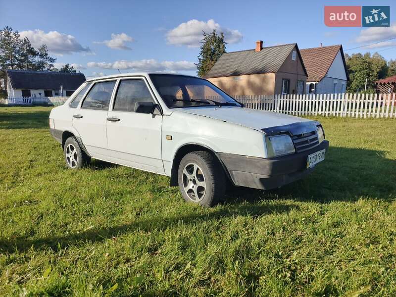 Седан ВАЗ / Lada 21099 2006 в Ратным фото 4 Седан ВАЗ / Lada 21099 2006 в Ратным