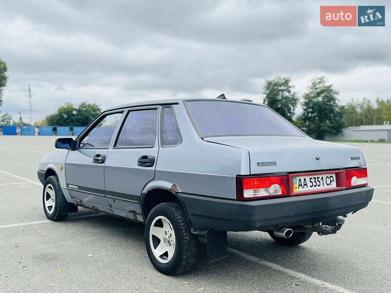 Седан ВАЗ / Lada 21099 2007 в Белогородке