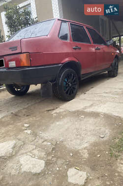 Седан ВАЗ 21099 1995 в  фото 7 Седан ВАЗ 21099 1995 в