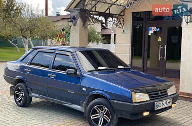 Седан ВАЗ 21099 2004 в  фото 21 Седан ВАЗ 21099 2004 в