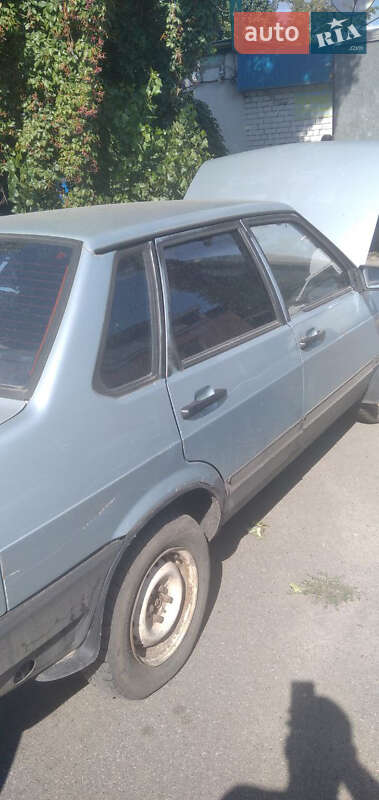 Седан ВАЗ / Lada 21099 2002 в Харькове