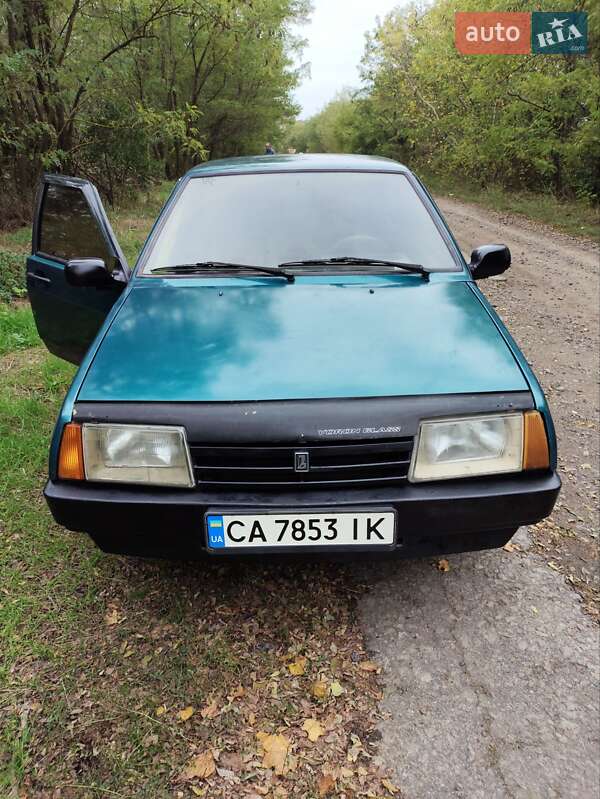 Седан ВАЗ / Lada 21099 2001 в Богуславе