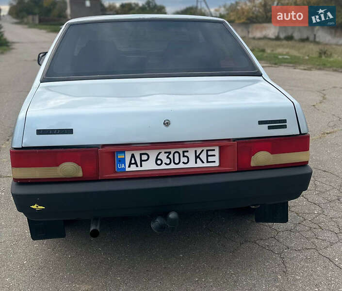 Седан ВАЗ / Lada 21099 1998 в Запорожье