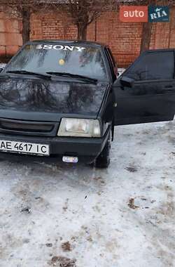 Седан ВАЗ 21099 1995 в Кривом Роге