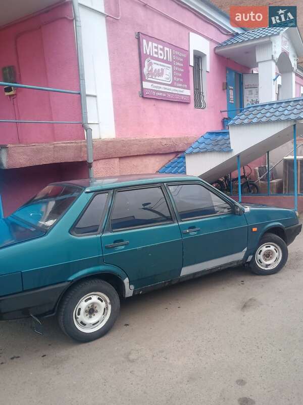 Седан ВАЗ / Lada 21099 2001 в Хмільнику