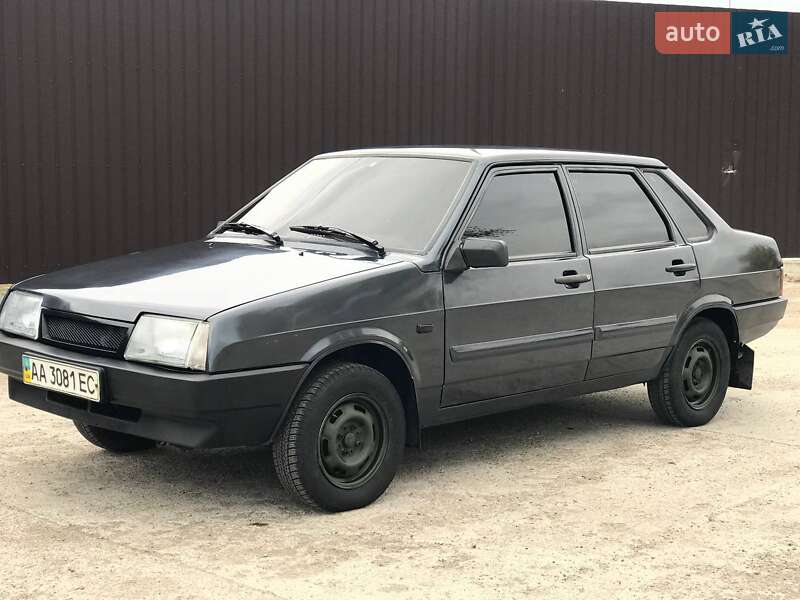 Седан ВАЗ / Lada 21099 2007 в Помошной фото Седан ВАЗ / Lada 21099 2007 в Помошной