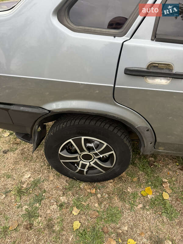 Седан ВАЗ / Lada 21099 2009 в Запоріжжі фото 25 Седан ВАЗ / Lada 21099 2009 в Запоріжжі