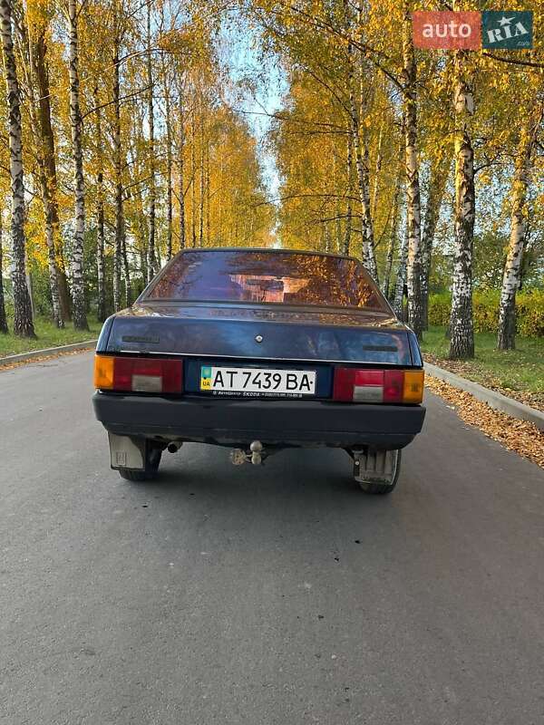 Седан ВАЗ / Lada 21099 2005 в Чернівцях